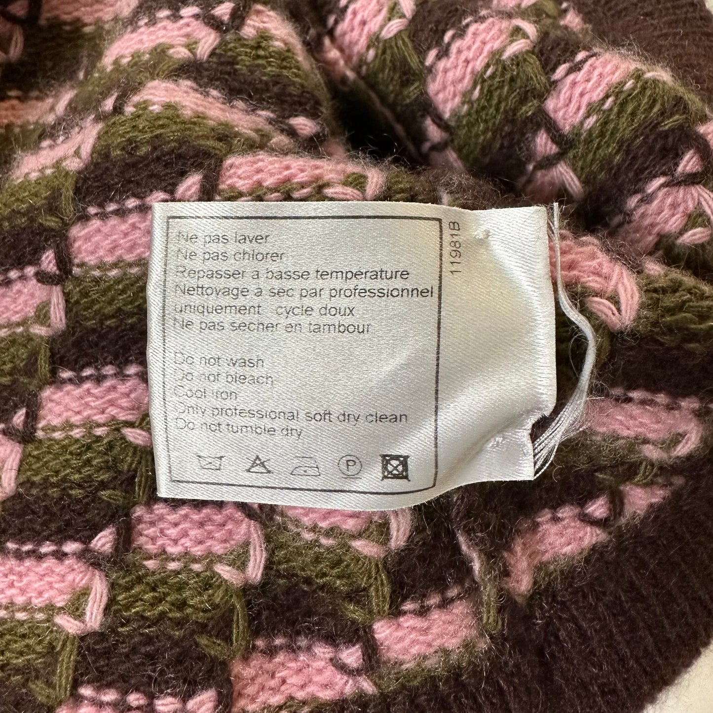 CHANEL Knit Cropped Cardigan and Vest Set