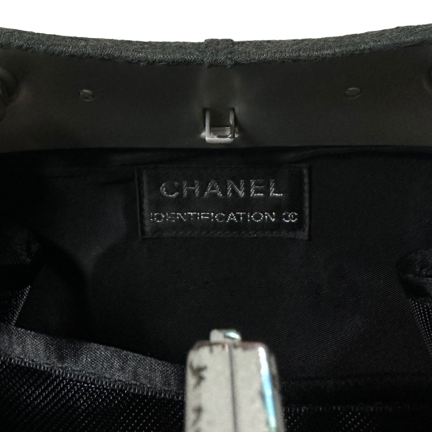 CHANEL Fall Winter 1999 Millennium Felt Shoulder Bag