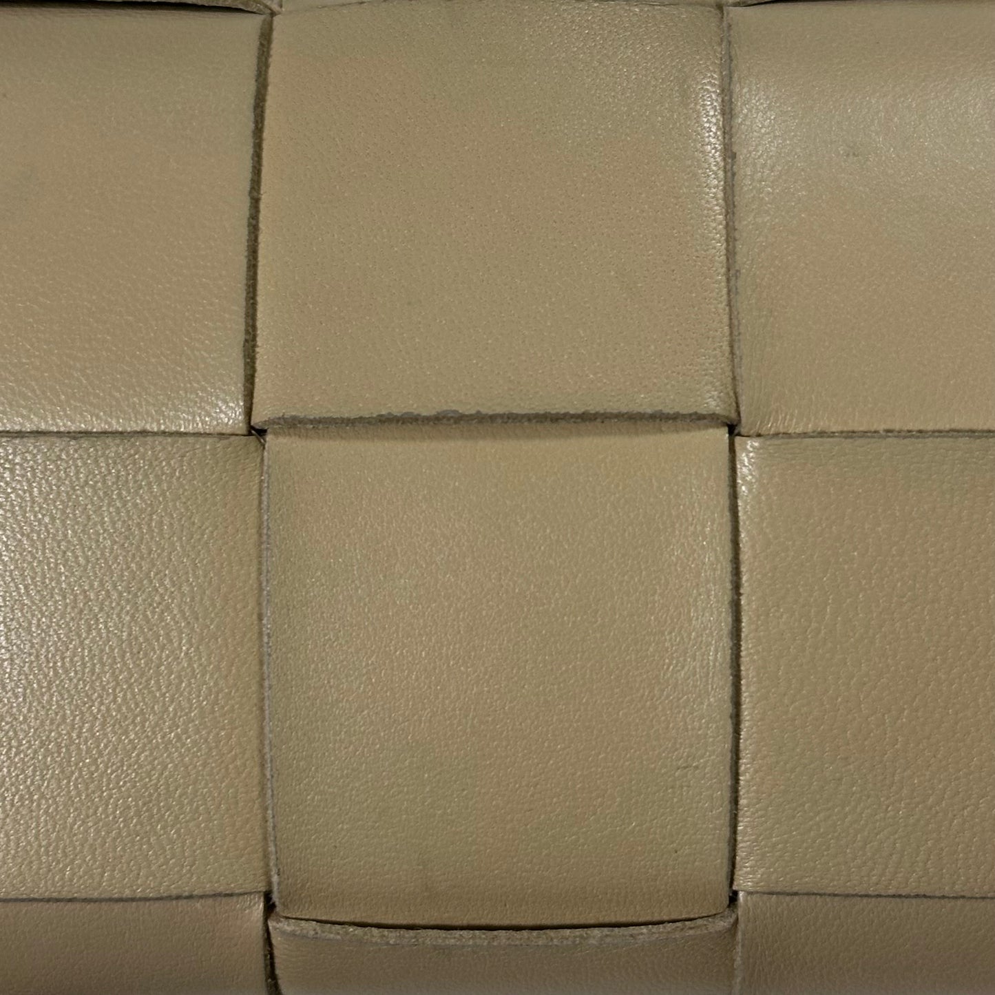 BOTTEGA VENETA Leather Zip Trifold Wallet