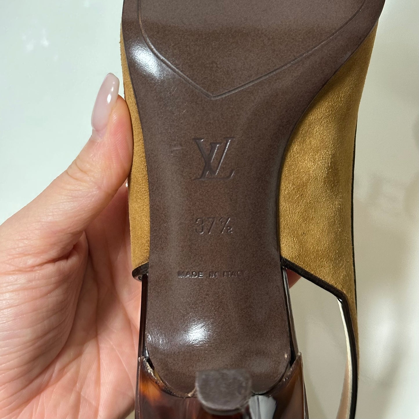 LOUIS VUITTON Tortoiseshell Flower Motif Suede Leather Slingback Sandals