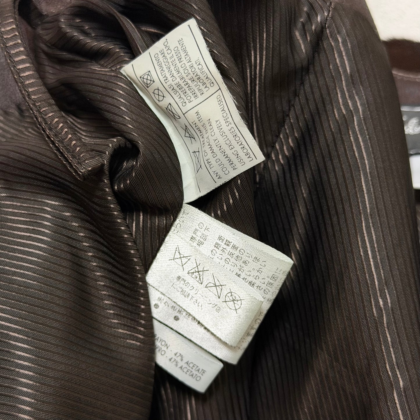 SALVATORE FERRAGAMO Fall Winter 2004 Genuine Cowhide Leather Midi Skirt
