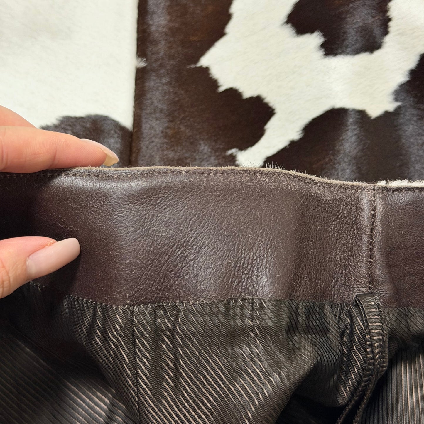 SALVATORE FERRAGAMO Fall Winter 2004 Genuine Cowhide Leather Midi Skirt