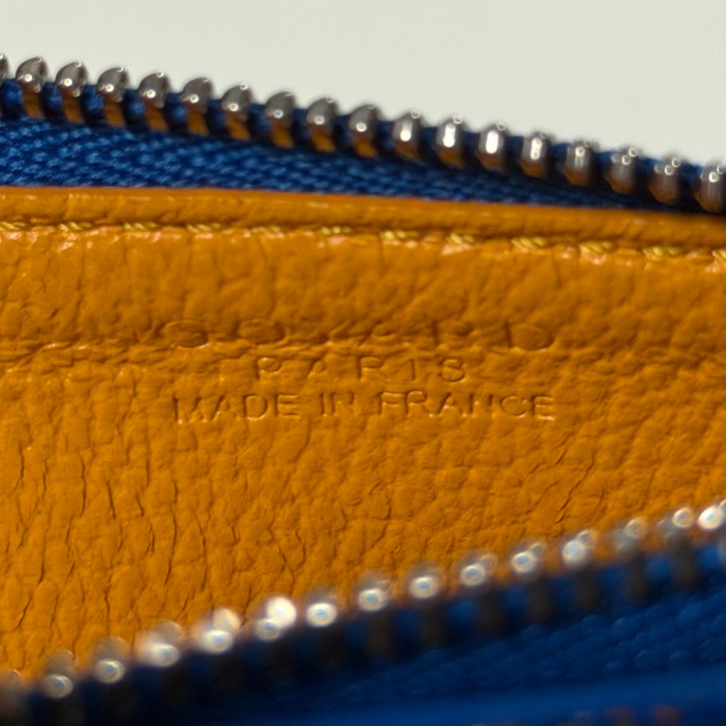 GOYARD Goyardine Bourbon Zipped Card Holder