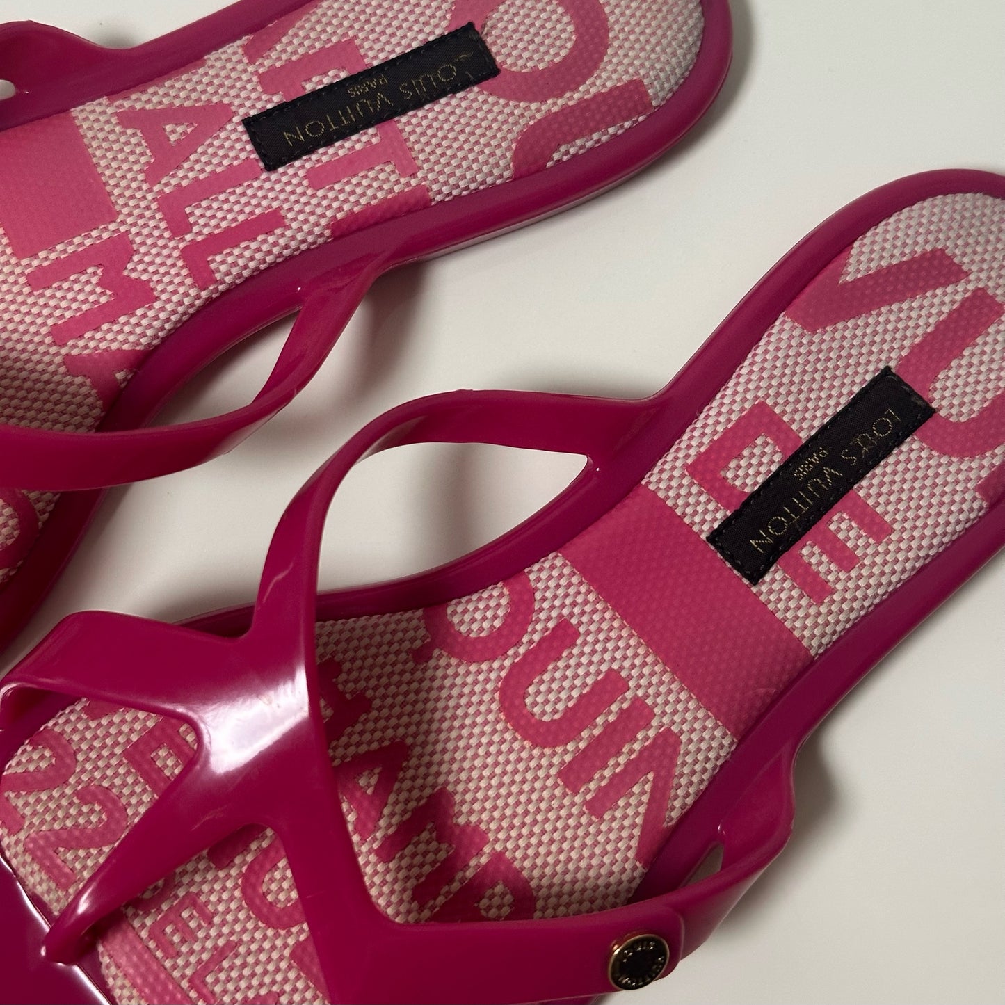 LOUIS VUITTON Spring Summer 2009 Cruise Collection Flip-Flop Sandals