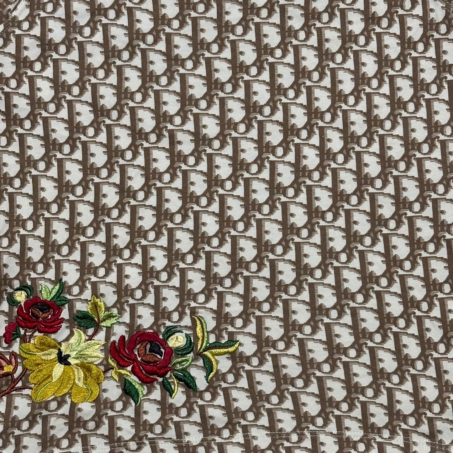 CHRISTIAN DIOR Spring Summer 2005 Diorissimo Floral Embroidered Trotter Tank Top