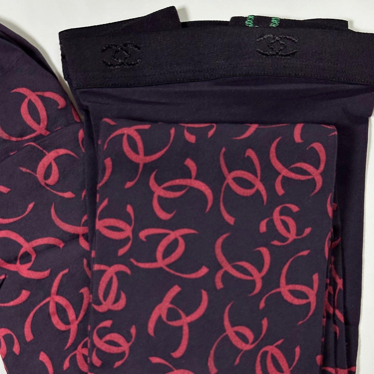 CHANEL Fall Winter 2000 Monogram CC Logo Tights