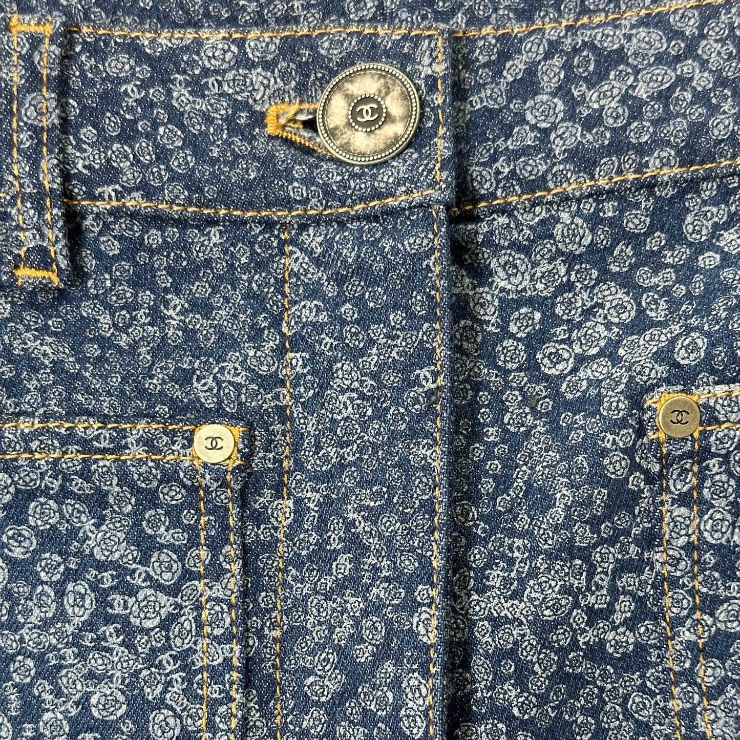 CHANEL Spring Summer 2021 CC Logo Floral Printed High Rise Denim Pants