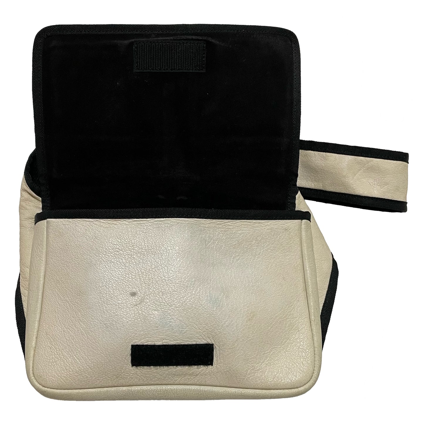 MIU MIU Fall Winter 1999 Leather Mesh Shoulder Bag