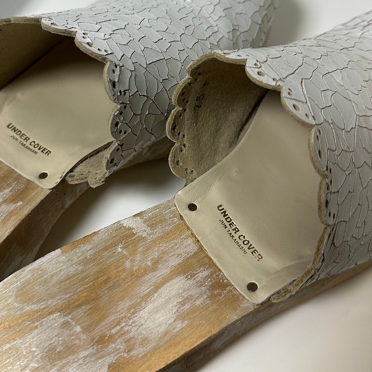 UNDERCOVER Spring Summer 2005 "But Beautiful Ⅱ" Wooden Sole Sandals