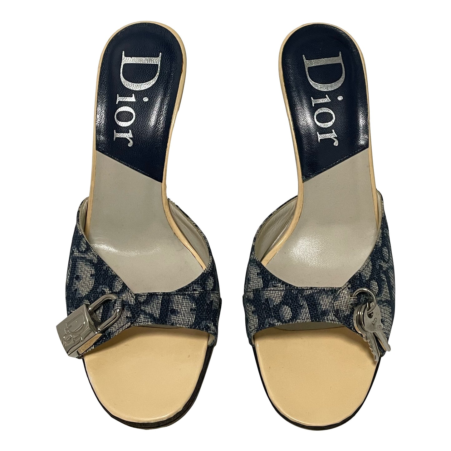 CHRISTIAN DIOR Spring Summer 2001 Lock and Key Trotter Sandals