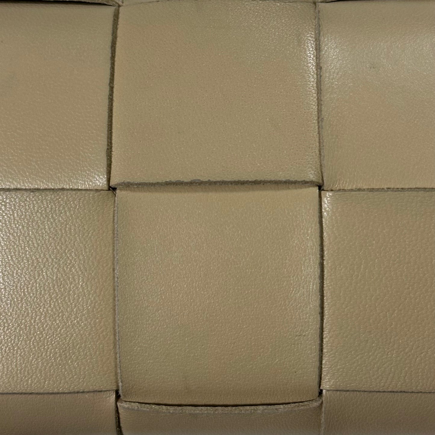 BOTTEGA VENETA Leather Zip Trifold Wallet