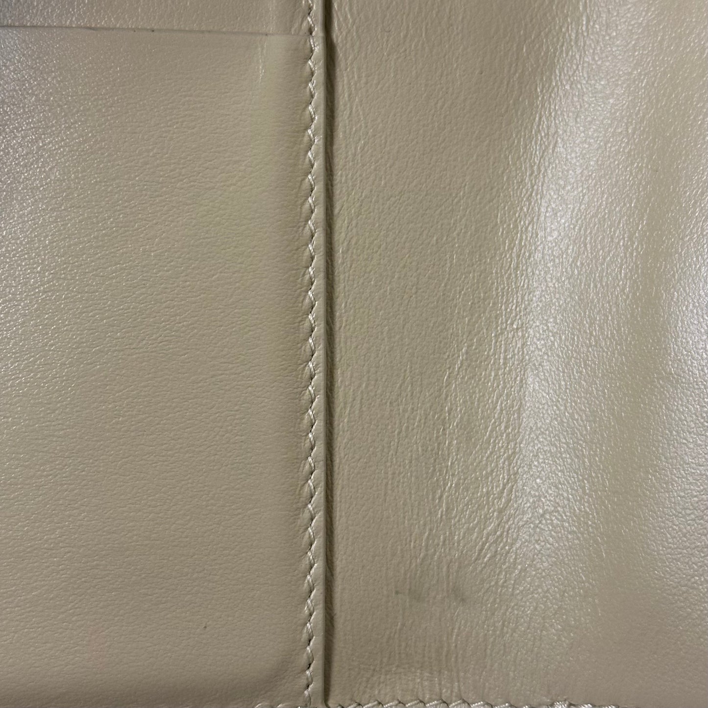 BOTTEGA VENETA Leather Zip Trifold Wallet