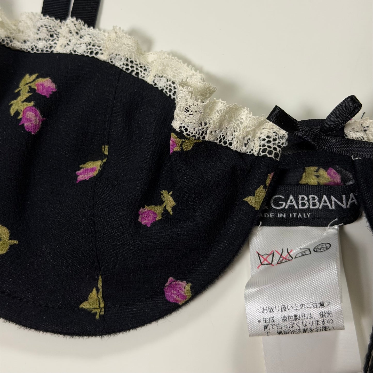 DOLCE&GABBANA Fall Winter 2001 Floral Lace Trim Balconette Bra Top