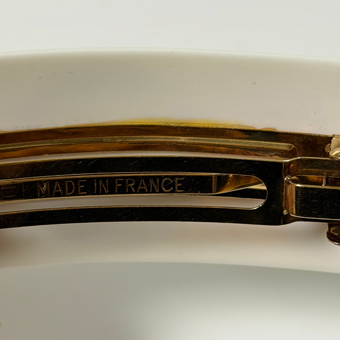 CHANEL Vintage Resin CC Concentric Circle Hair Barrette