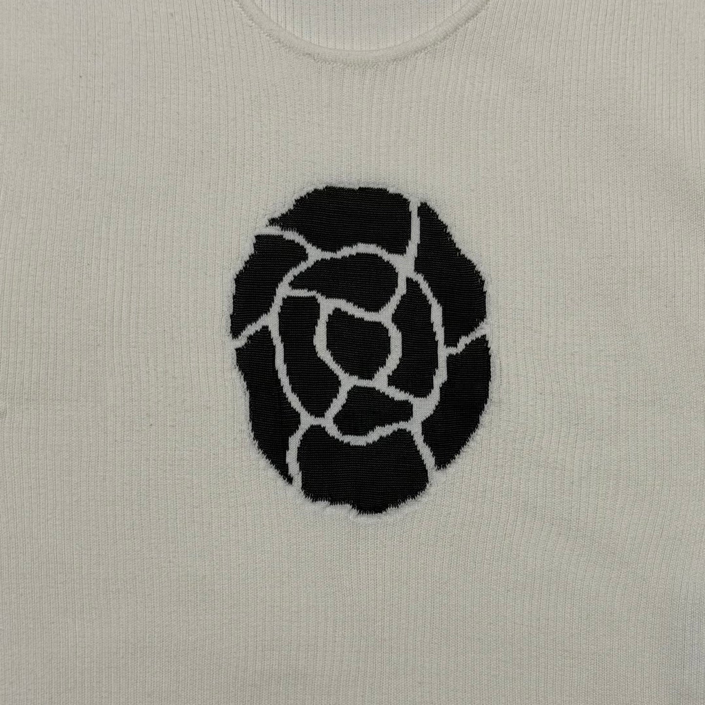 CHANEL Spring Summer 2001 Camellia Intarsia Knit Top & Poncho Set