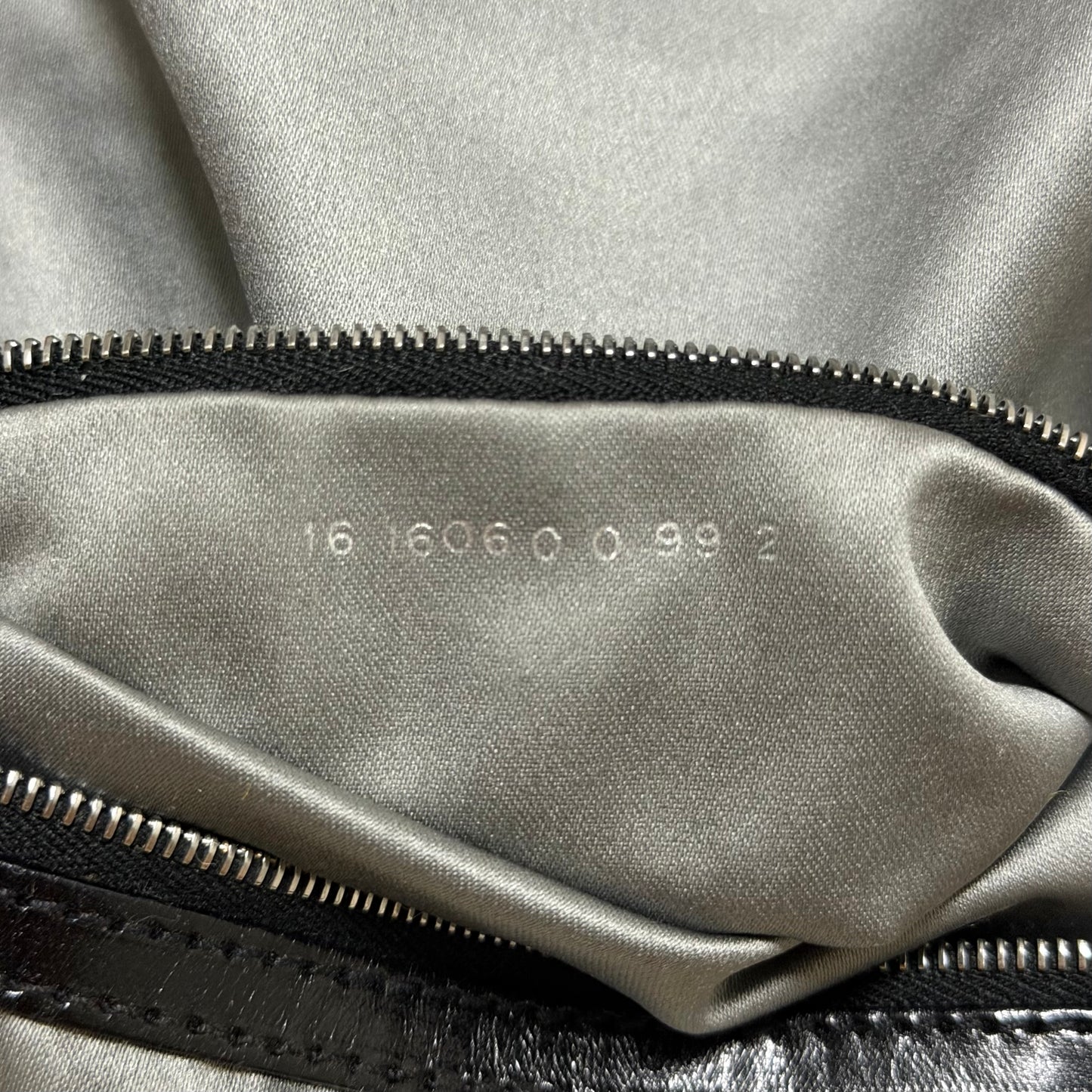 FENDI Fall Winter 1999 Bobble Knit Mamma Baguette Bag