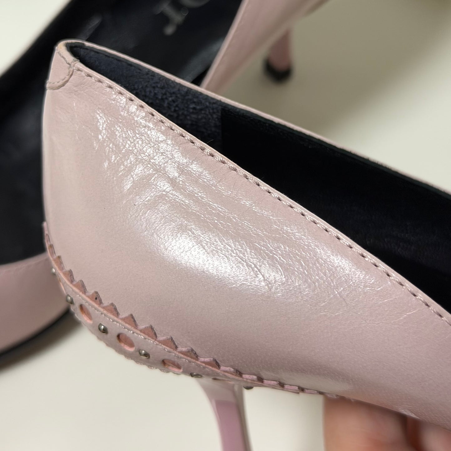 CHRISTIAN DIOR Spring Summer 2004 D’Trick Leather Studded Ribbon Bow Pumps