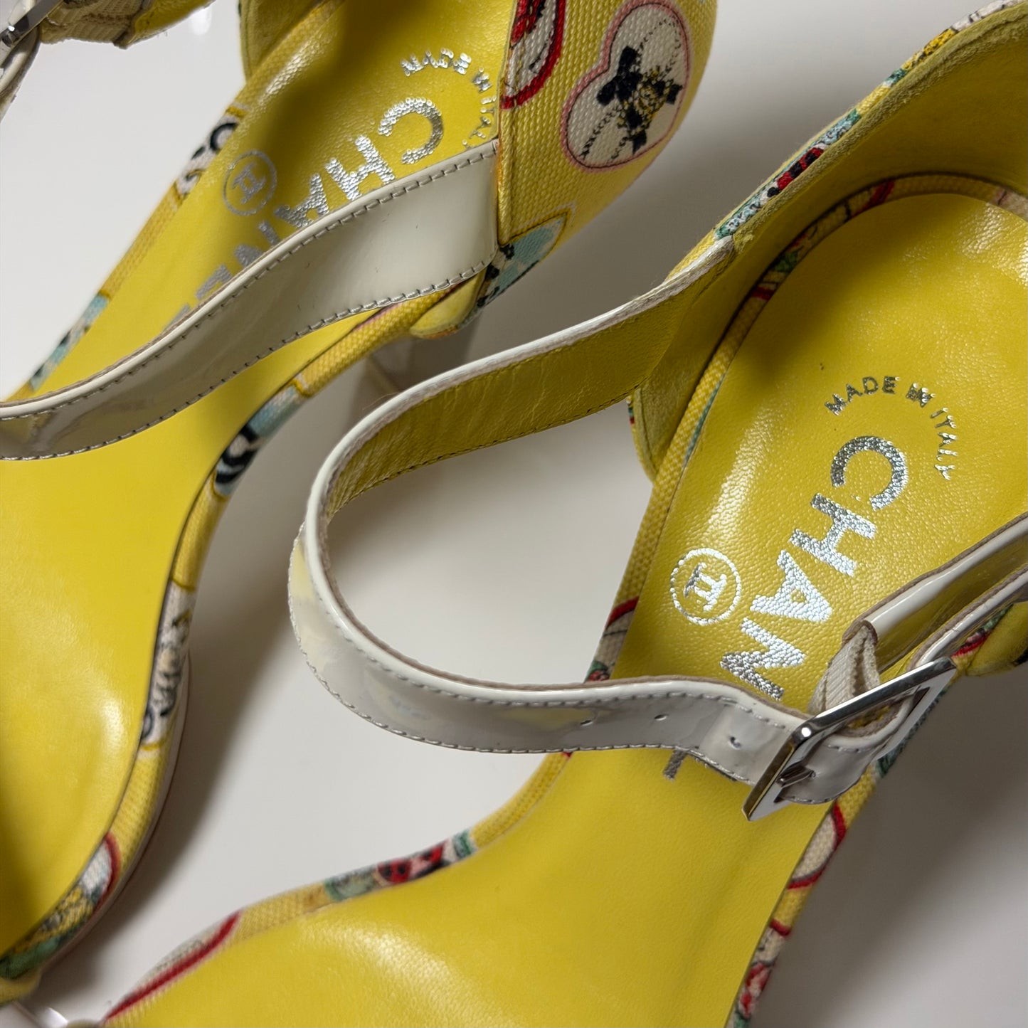 CHANEL Spring 2006 Valentine Heart Print Canvas Sandals