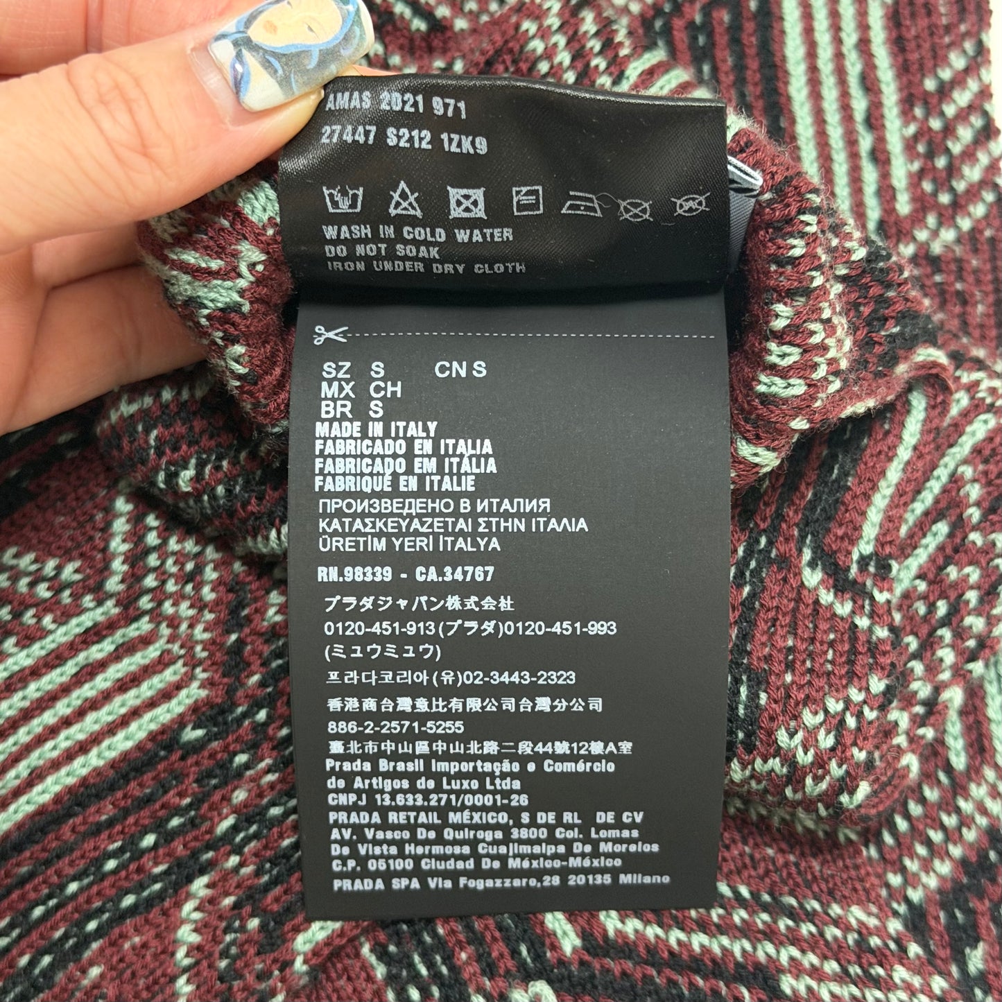 PRADA Fall Winter 2021 Long Jacquard Wool Gloves with Circle Zip Pouch