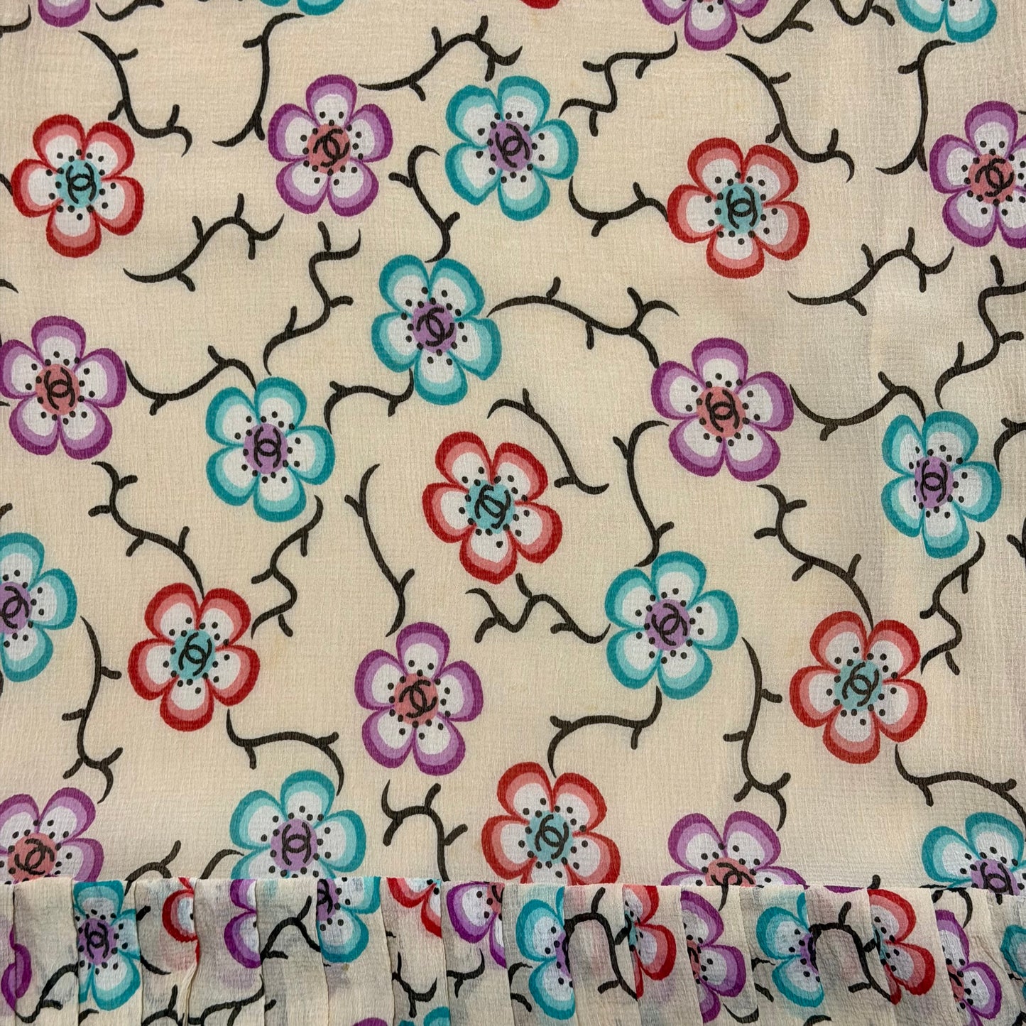 CHANEL Spring 2001 Floral Print Pleated Hem Skirt