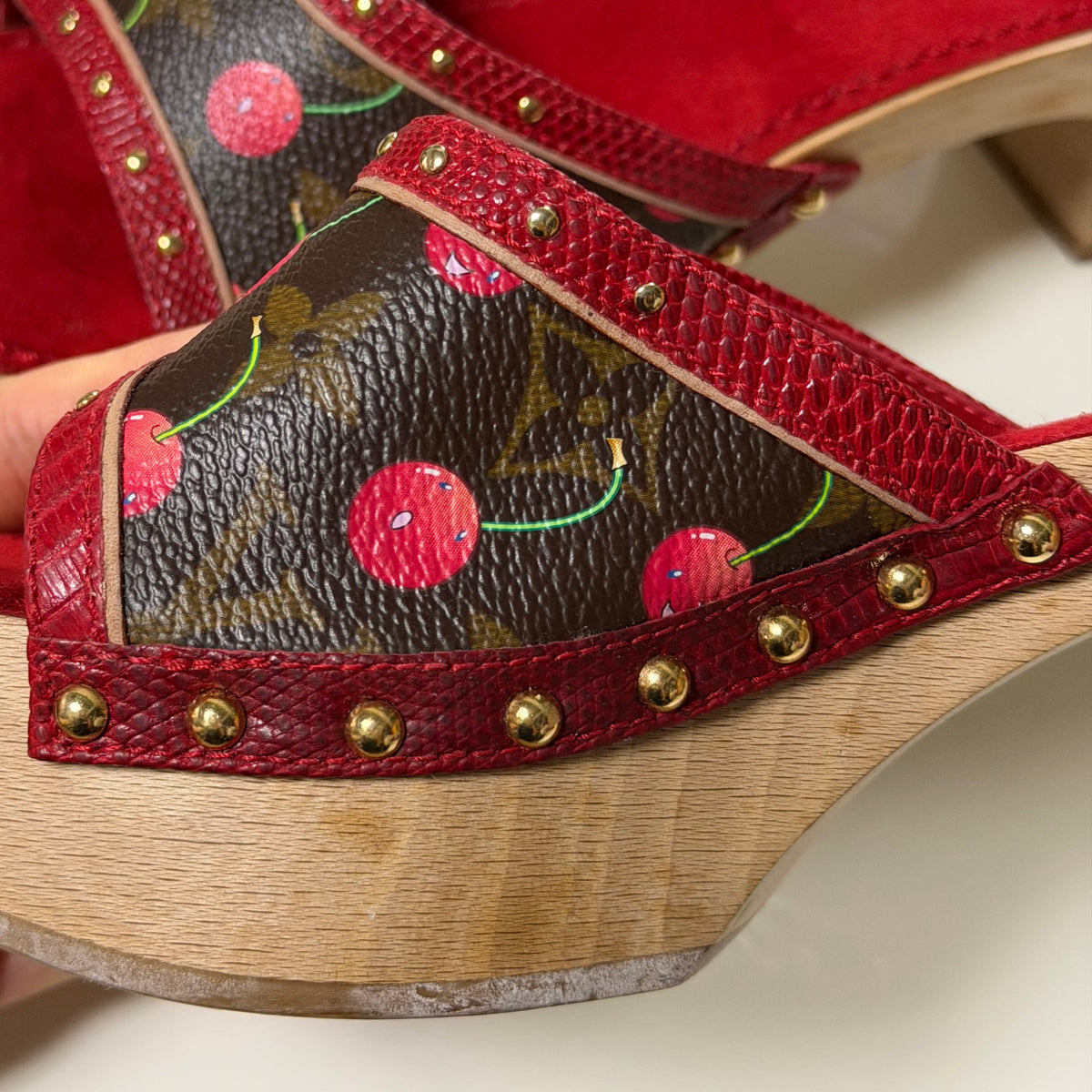 LOUIS VUITTON × TAKASHI MURAKAMI Spring Summer 2005 Cherry Monogram Wooden Platform Sandals