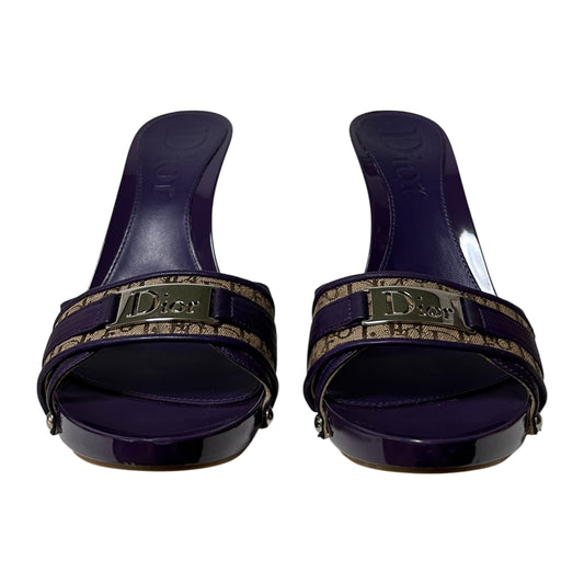 CHRISTIAN DIOR Spring Summer 2005 Diorissimo Street Chic Trotter Sandals